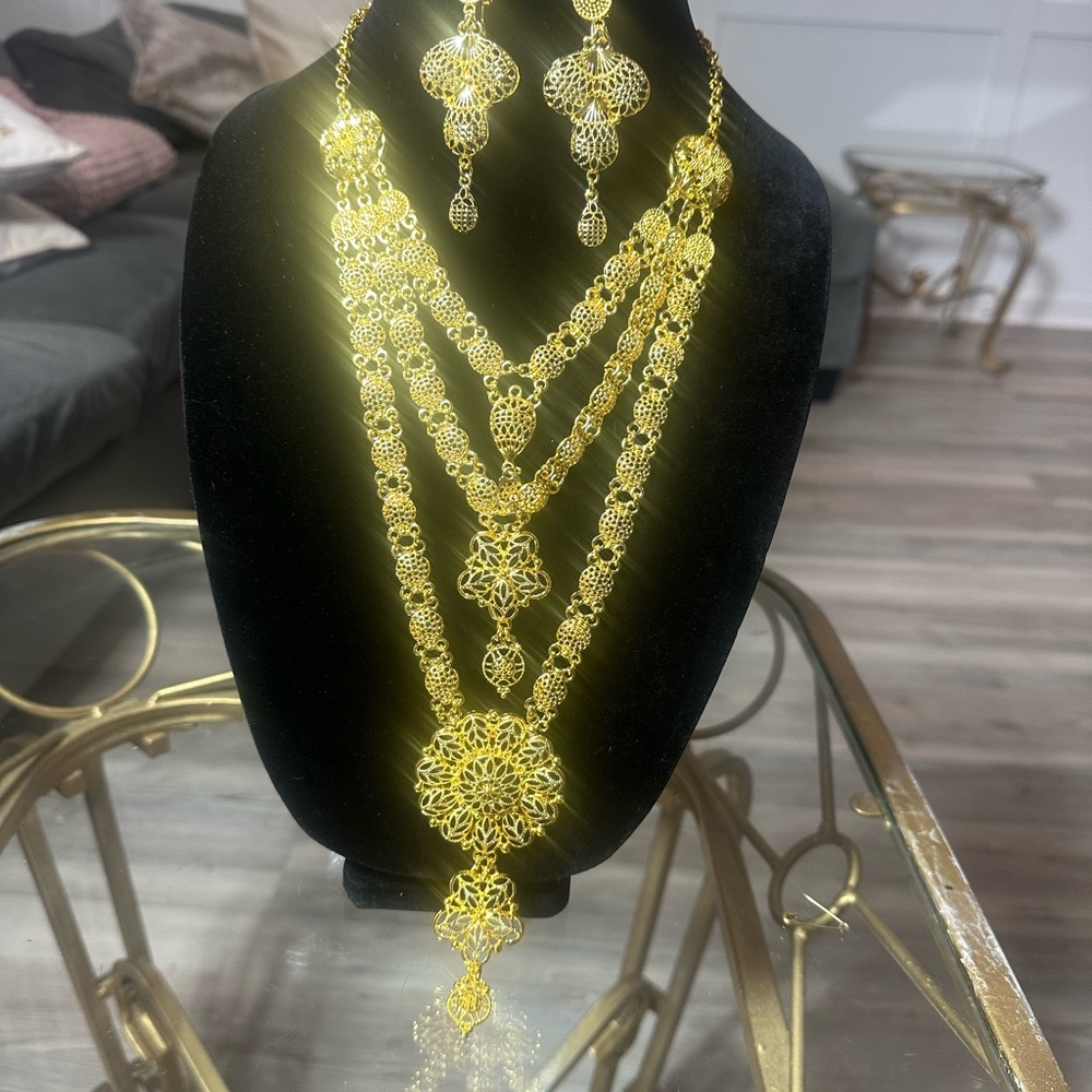 22k gold plated Multi-Strand Necklace & Earring Set